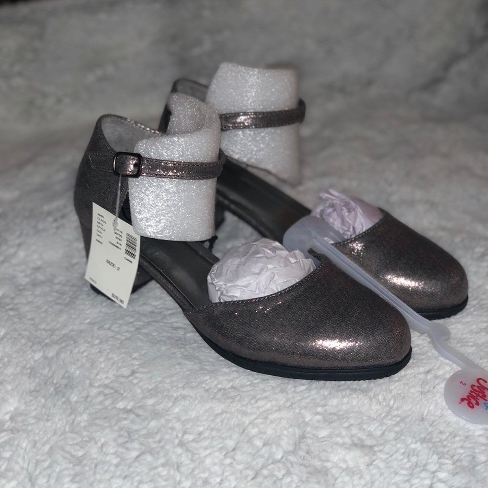 Justice shoes /Round Toe Pump